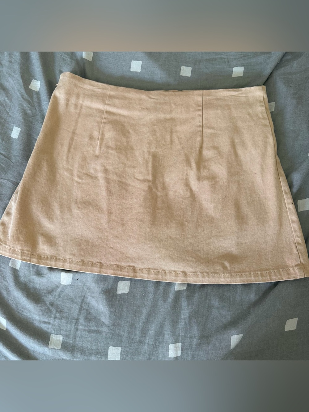 Forever 21 Women's Pleated Mini Skirt - Picture 5 of 8